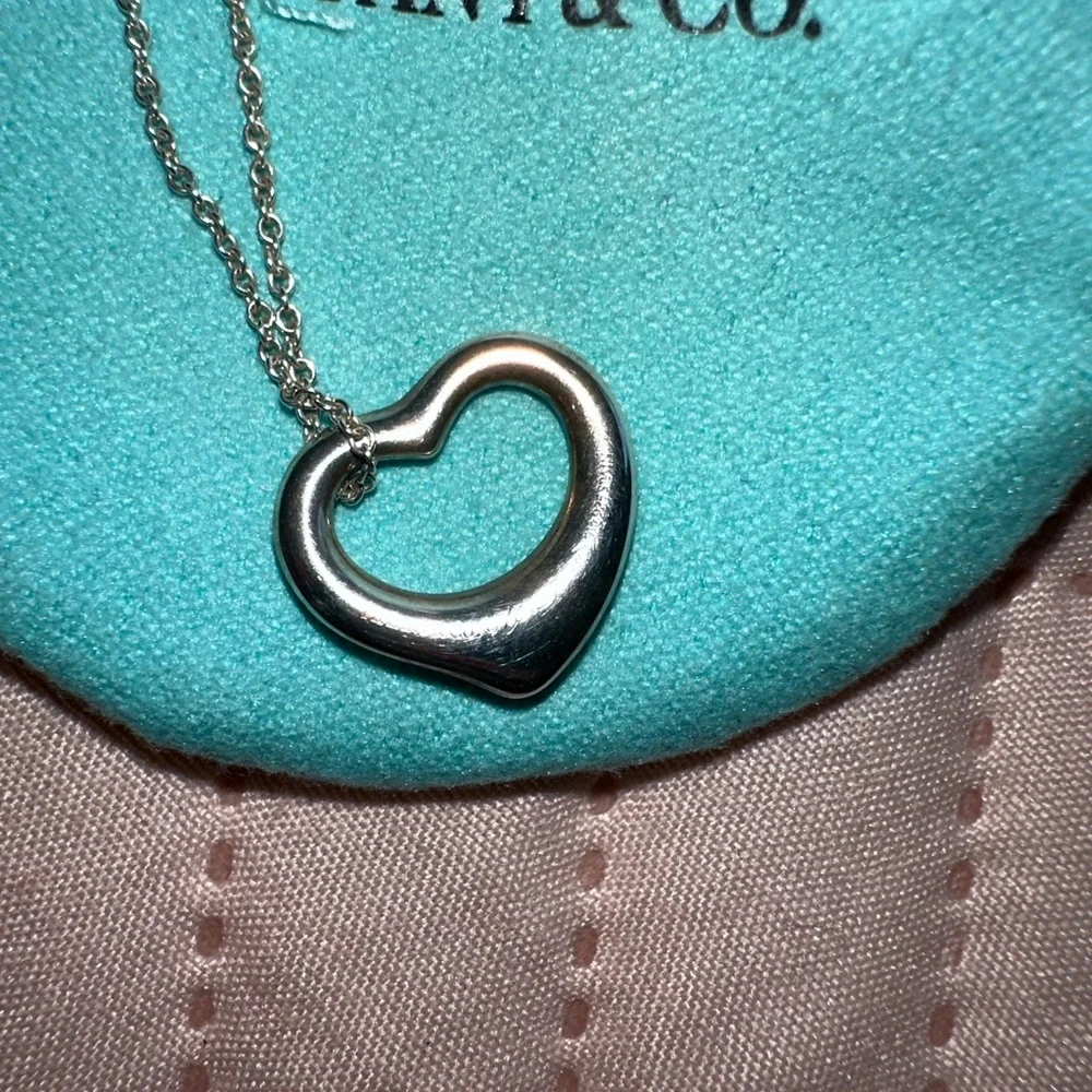 Tiffany Open Heart Pendant Necklace - Silver - Picture 2 of 5